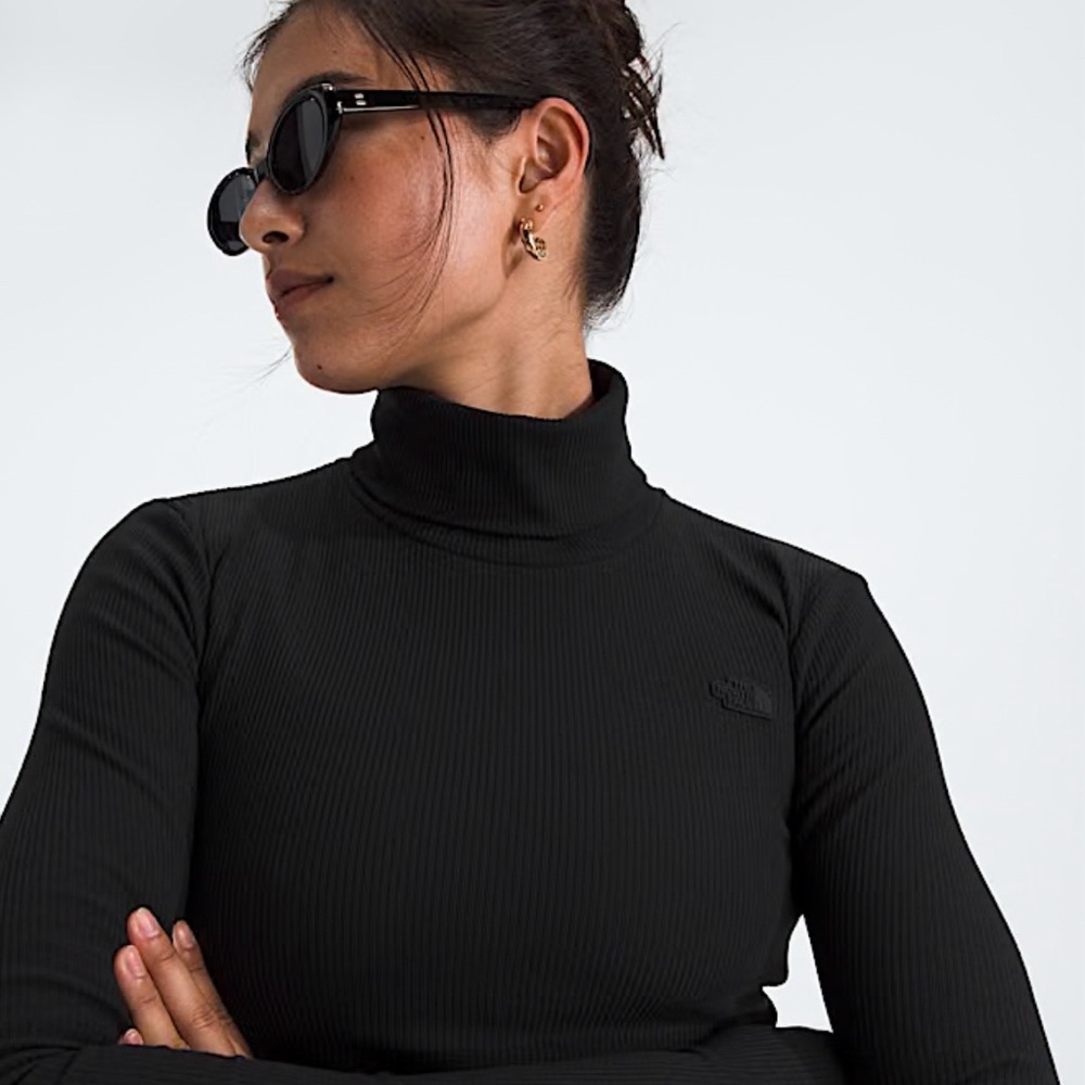 Northface Black Turtleneck Top